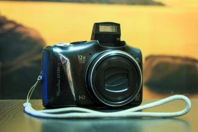 Лот: 6092552. Фото: 1. Фотоаппарат Canon PowerShot SX130... Цифровые компактные