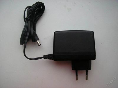 Лот: 64566. Фото: 1. Блок питания AC ADAPTER UMEC UP0121A-05PE. Другое (сетевые устройства)