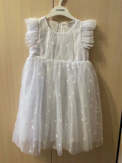 Лот: 25886564. Фото: 1. Нарядное платье для девочки р-р... Платья, сарафаны