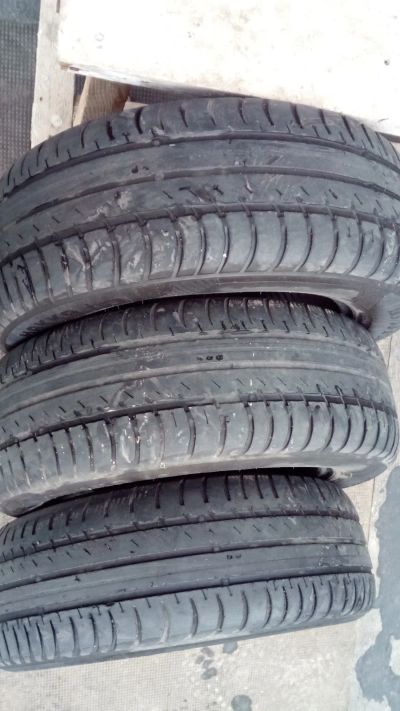 Лот: 15673999. Фото: 1. Продам шины 185-65R14.Nokian hakka... Шины