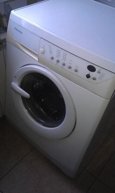 Лот: 5099271. Фото: 1. машинка стиральная electrolux... Стиральные машины