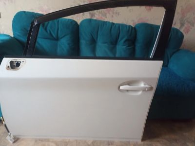 Лот: 24656630. Фото: 1. Toyota Prius 30 дверь передняя... Кузов