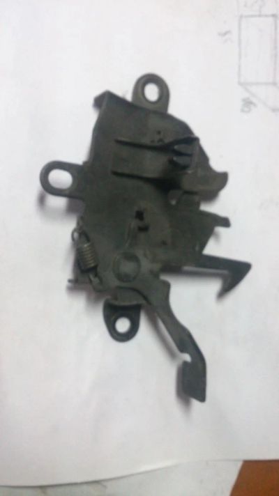 Лот: 9097656. Фото: 1. замок капота toyota corolla ae100. Кузов