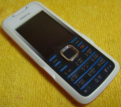 Лот: 9398647. Фото: 1. Nokia 7210 Super Nova Elite. Кнопочные мобильные телефоны