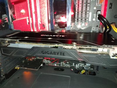 Лот: 17634751. Фото: 1. Gigabyte GeForce 1080 GTX windforce... Видеокарты