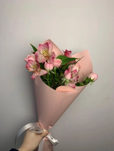 Лот: 25348407. Фото: 1. 4. Букет -комплимент. Свежие цветы