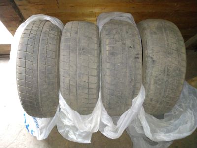 Лот: 17664774. Фото: 1. Комплект зимней резины Bridgestone. Шины