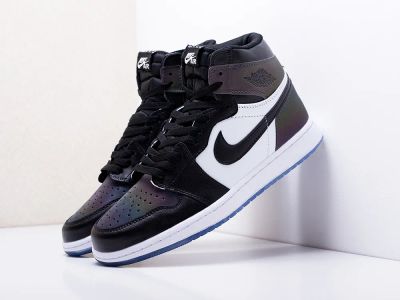 Лот: 15204730. Фото: 1. Кроссовки Nike Air Jordan 1 Mid. Кеды, кроссовки, слипоны