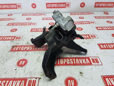 Лот: 20899085. Фото: 1. Подушка двигателя Toyota Prius... Двигатель и элементы двигателя