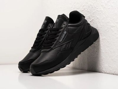 Лот: 24977780. Фото: 1. Кроссовки Reebok Classic Leather... Кеды, кроссовки, слипоны