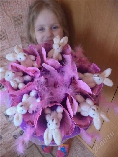 Лот: 2795334. Фото: 1. букет из игрушек зайки розовые... Сувенирные мелочи