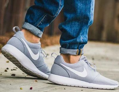 Лот: 13988810. Фото: 1. Кроссовки Nike Roshe One оригинал... Кеды, кроссовки, слипоны