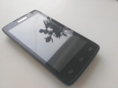 Лот: 8464728. Фото: 1. Philips W732. Смартфоны