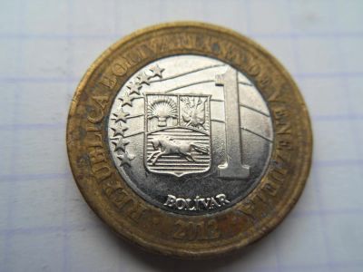 Лот: 9787821. Фото: 1. Венесуэла 1 боливар 2012. Америка