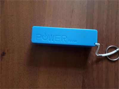 Лот: 9657886. Фото: 1. Power Bank. Внешние, портативные аккумуляторы для смартфонов (Power bank)