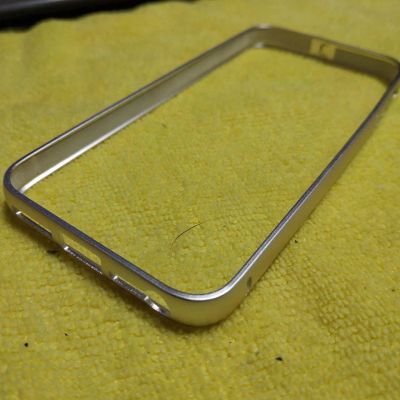 Лот: 12678969. Фото: 1. Бампер для iPhone 5\5S Серебристый... Чехлы, бамперы