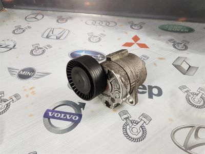 Лот: 23592183. Фото: 1. Натяжитель приводного ремня Volvo... Двигатель и элементы двигателя