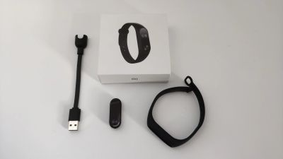 Лот: 15785482. Фото: 1. Xiaomi Mi Band 2, оригинал, полный... Смарт-часы, фитнес-браслеты, аксессуары