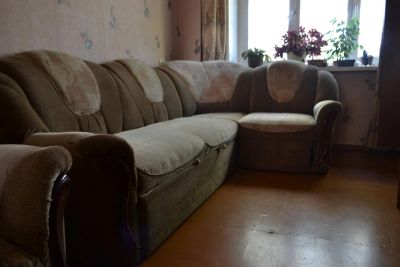 Лот: 3132955. Фото: 1. Мягкий уголок с креслом. Кресла, пуфы