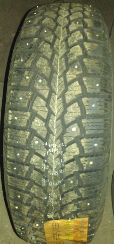 Лот: 3290849. Фото: 1. maxxis presa spike suv. Шины