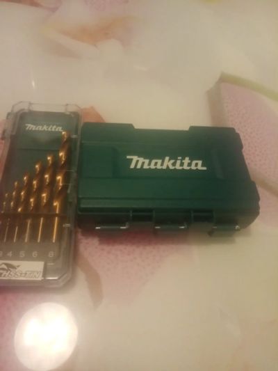 Лот: 21082695. Фото: 1. Набор бит и сверл Makita. Расходные материалы, сменные насадки