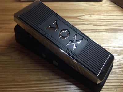 Лот: 5692592. Фото: 1. Vox V847A Wah Pedal. Гитарные эффекты и комбоусилители