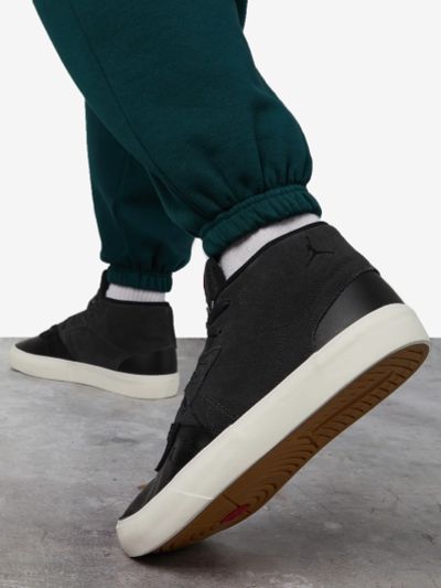 Лот: 24288739. Фото: 1. Кеды мужские Nike Jordan Series... Кеды, кроссовки, слипоны