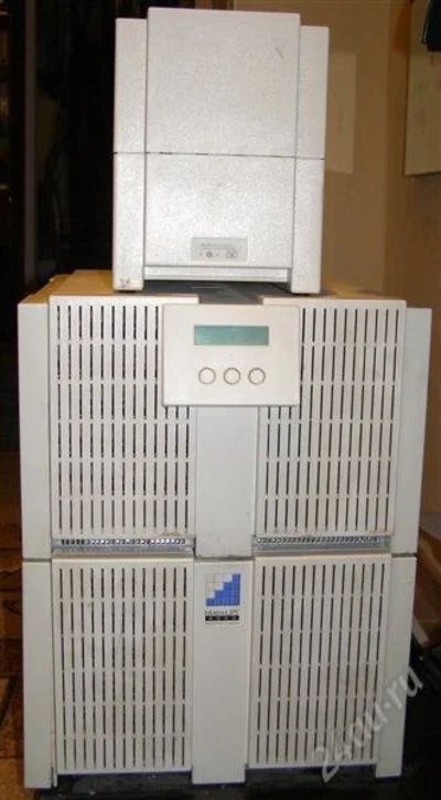 Лот: 1185428. Фото: 1. APC Matrix-UPS 3000 + 1 Smart... ИБП, аккумуляторы для ИБП