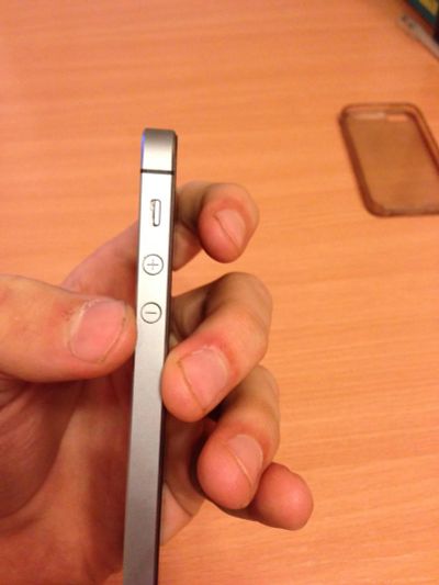 Лот: 6560259. Фото: 1. iPhone 5s 32Gb. Смартфоны