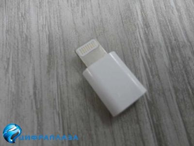 Лот: 14536358. Фото: 1. Переходник Micro USB/Lightning... Дата-кабели, переходники