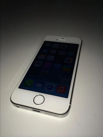 Лот: 4056815. Фото: 1. iphone 5s 16 gb LTE новый. Смартфоны