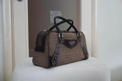 Лот: 3316902. Фото: 1. Сумка Givenchy. Сумки