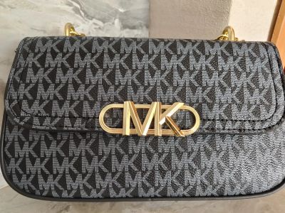 Лот: 20258759. Фото: 1. Сумка Michael Kors. Сумки