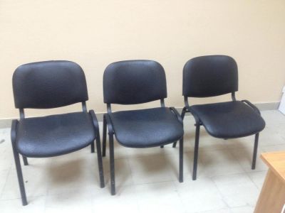 Лот: 4240469. Фото: 1. Стул офисный кожзам 3 шт (в наличии... Другое (офисная мебель и домашние кабинеты)