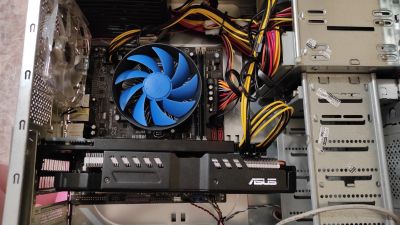 Лот: 17166453. Фото: 1. Системный блок Xeon HD 7950 3gb. Корпуса, блоки питания