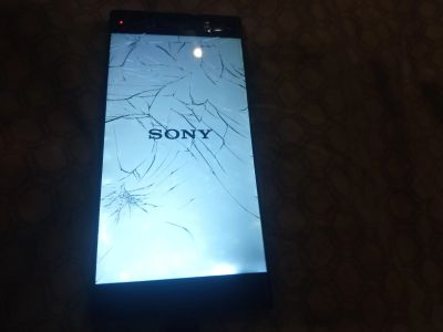 Лот: 19960653. Фото: 1. Телефон Sony xperia xa1 ultra. Смартфоны