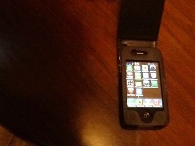 Лот: 3900049. Фото: 1. Телефон iPhone 4. Кнопочные мобильные телефоны