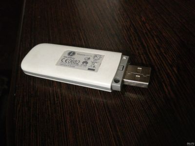 Лот: 15218911. Фото: 1. 3G модем Huawei E173 работает... Беспроводные модемы