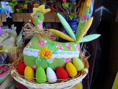 Лот: 3952436. Фото: 1. Курочка с яичками (игрушка для... Авторские куклы, игрушки, поделки
