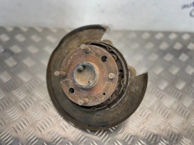 Лот: 21703390. Фото: 1. поворотный кулак Chevrolet Lacetti... Двигатель и элементы двигателя