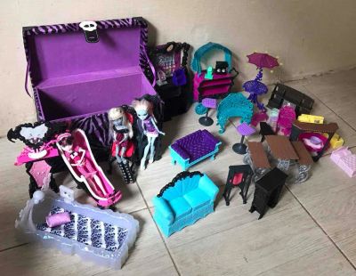 Лот: 11816454. Фото: 1. Мебель для кукол Monster High. Куклы
