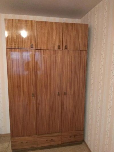 Лот: 9995642. Фото: 1. Шкаф. Другое (мебель для спальни)