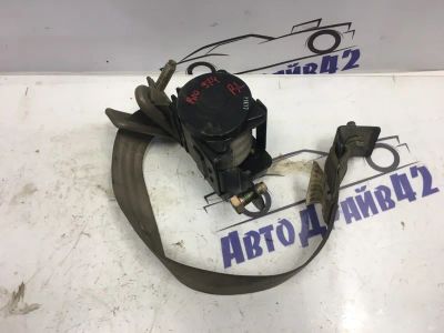 Лот: 21716335. Фото: 1. ремень безопасности Kia Rio DC. Двигатель и элементы двигателя
