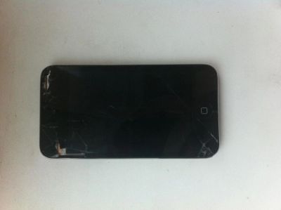 Лот: 5455553. Фото: 1. Ipod 4 32GB. Смартфоны