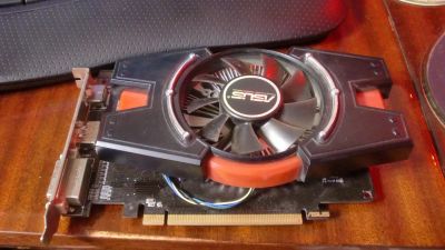 Лот: 16318955. Фото: 1. Видеокарта Asus HD 6670 1Gb DDR5. Видеокарты
