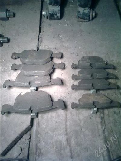 Лот: 964749. Фото: 1. Колодки тормозные BMW X5 4,4... Тормозная система