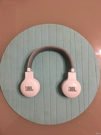 Лот: 12967077. Фото: 1. Беспроводные наушники JBL E45BT... Наушники, гарнитуры