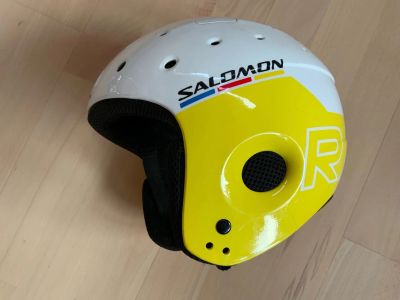 Лот: 19631186. Фото: 1. Шлем горнолыжный детский Salomon. Шлемы