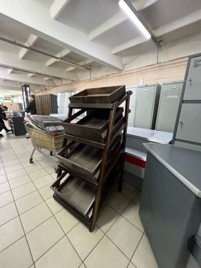 Лот: 22227765. Фото: 1. Стеллаж деревянный для овощей... Торговое