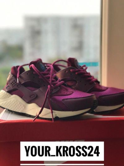 Лот: 10631213. Фото: 1. Nike Huarache Pink. Кеды, кроссовки, слипоны